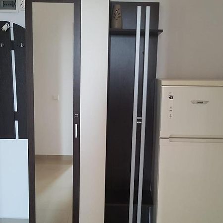 Caransebeş Apartament Teo מראה חיצוני תמונה